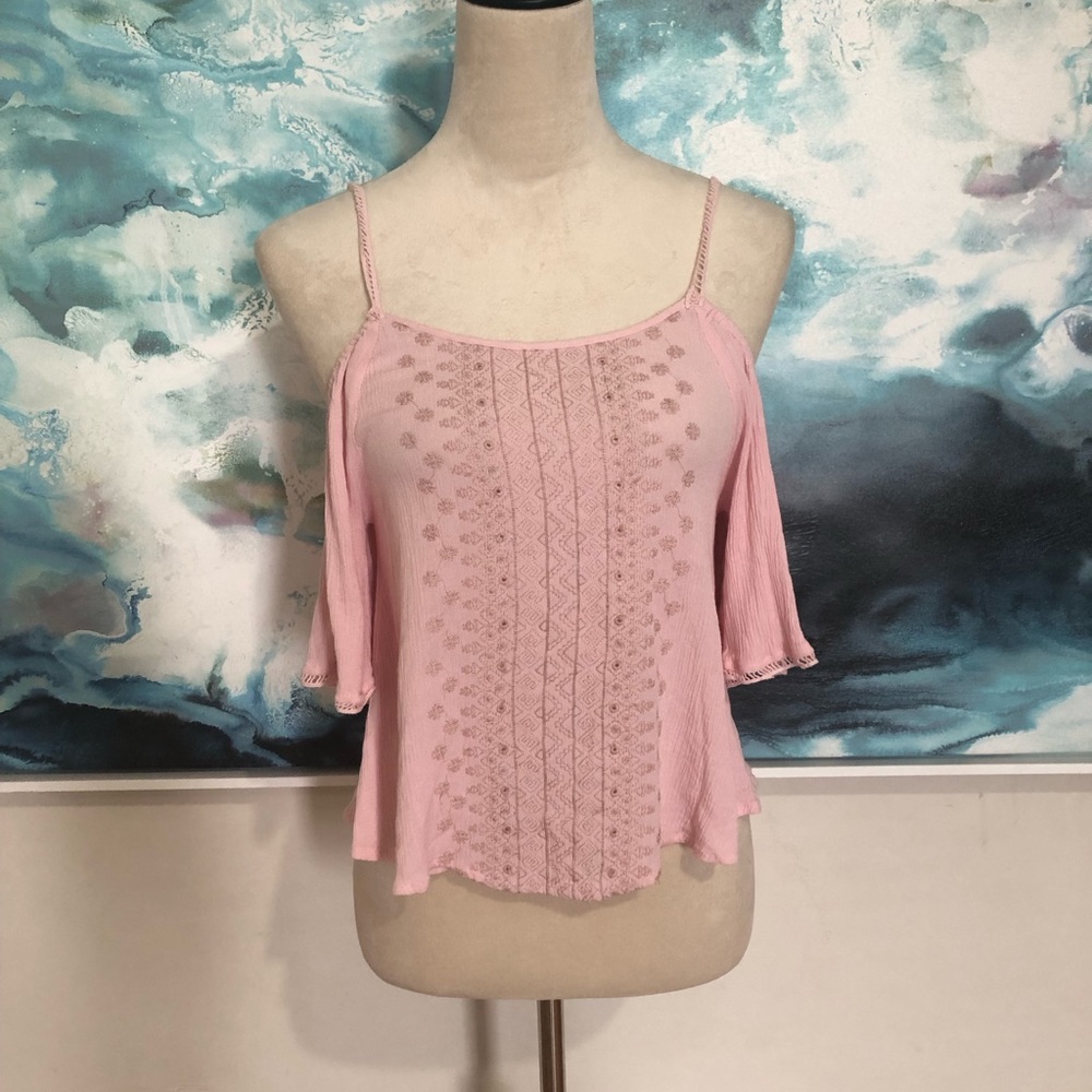 Bethany Mota small top‎